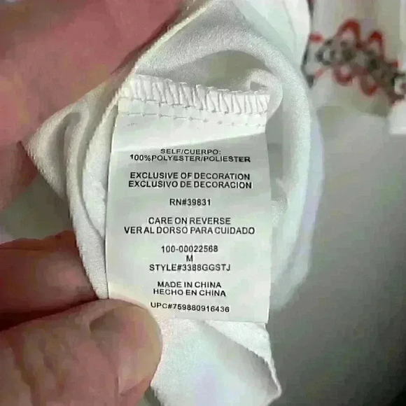 NWOT Takara Bell Sleeve embroidered blouse Sz M - Picture 6 of 8